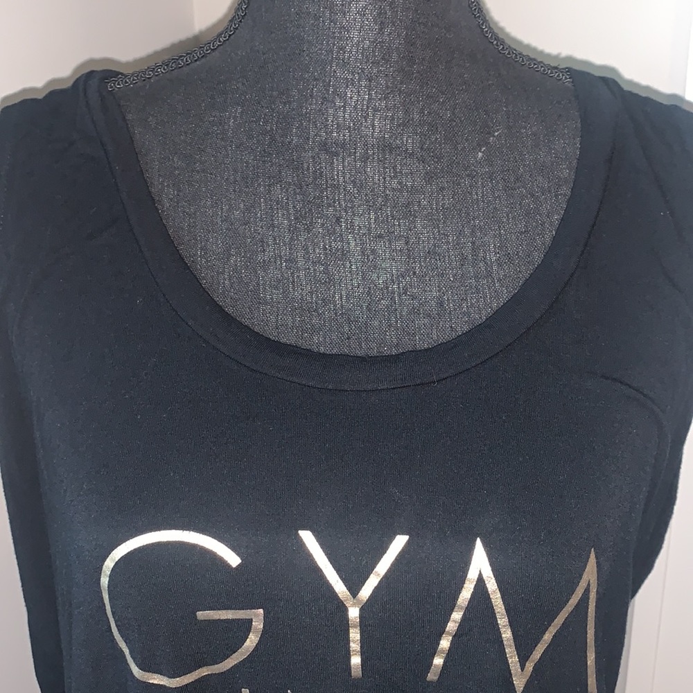 Gym Junkie Tee - Picture 3 of 8